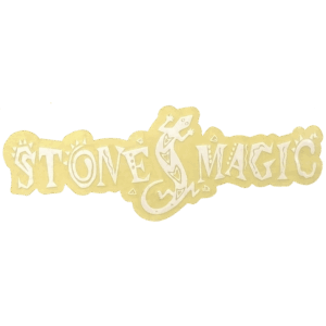 <img src="https://test.stonemagic.jp/wp-content/uploads/2025/10/logo_clear.png" alt="STONE MAGIC" width="150" /><br>ストマジオリジナルステッカー・ホワイト（小）